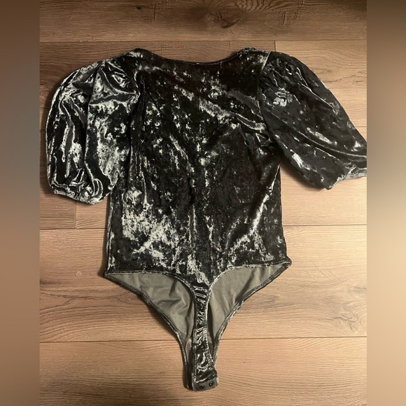 Free People Don’t You Wish‎ Velvet Bodysuit Sunflower Seed - Picture 8 of 8